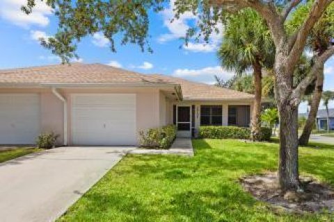 Condo in St. Lucie, Florida, 2 bedrooms № 2087633