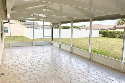 House in Ocala, Florida 3 bedrooms, 108.7 sq.m. № 2199729 - photo 14