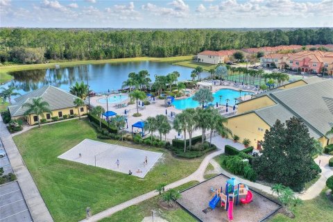 Adosado en venta en Kissimmee, Florida, 4 dormitorios, 176.7 m2 № 1916021 - foto 3