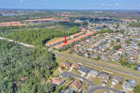 Adosado en venta en Kissimmee, Florida, 4 dormitorios, 176.7 m2 № 1916021 - foto 6
