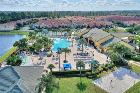 Adosado en venta en Kissimmee, Florida, 4 dormitorios, 176.7 m2 № 1916021 - foto 11