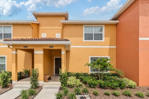 Adosado en venta en Kissimmee, Florida, 4 dormitorios, 176.7 m2 № 1916021 - foto 1