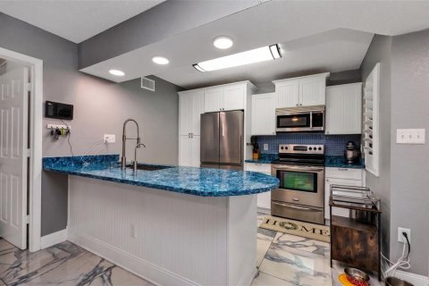 Copropriété à vendre à Port Charlotte, Floride: 3 chambres, 93.92 m2 № 2239034 - photo 20