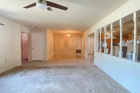 Casa en venta en Weeki Wachee, Florida, 3 dormitorios, 180.6 m2 № 1689858 - foto 16