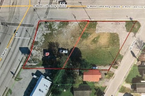 Terreno en venta en Belle Glade, Florida № 977042 - foto 1