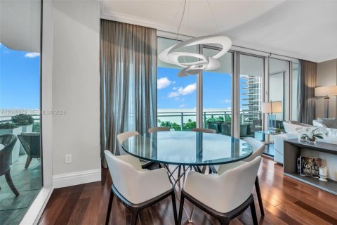 Condominio en venta en Bal Harbour, Florida, 2 dormitorios, 177.72 m2 № 2303881 - foto 7