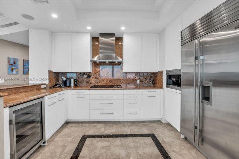 Condominio en venta en Bal Harbour, Florida, 2 dormitorios, 177.72 m2 № 2303881 - foto 11