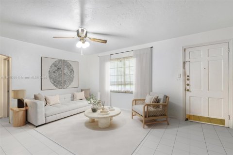 Villa ou maison à vendre à Miami Springs, Floride: 3 chambres, 143.72 m2 № 2013411 - photo 27