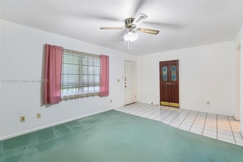 Villa ou maison à vendre à Miami Springs, Floride: 3 chambres, 143.72 m2 № 2013411 - photo 18