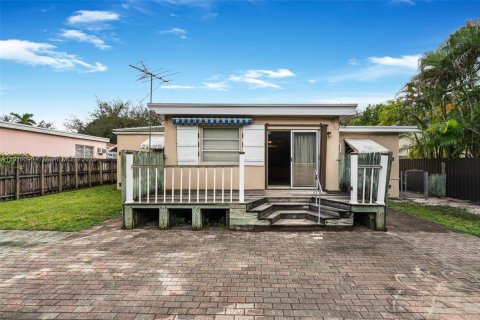 Villa ou maison à vendre à Miami Springs, Floride: 3 chambres, 143.72 m2 № 2013411 - photo 9