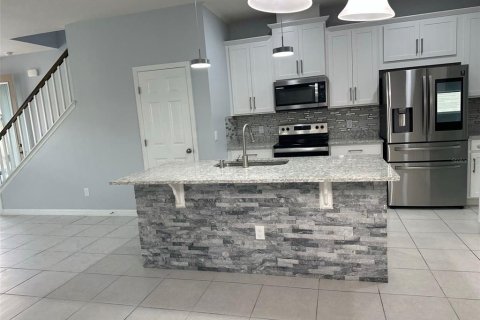 Adosado en alquiler en Orlando, Florida, 3 dormitorios, 155.7 m2 № 1885771 - foto 5