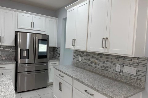 Adosado en alquiler en Orlando, Florida, 3 dormitorios, 155.7 m2 № 1885771 - foto 6