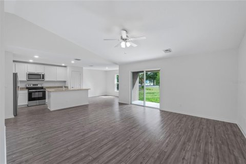 House in Port Charlotte, Florida 3 bedrooms, 156.08 sq.m. № 1107143 - photo 7