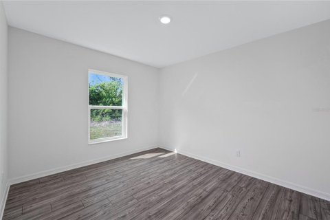 House in Port Charlotte, Florida 3 bedrooms, 156.08 sq.m. № 1107143 - photo 5
