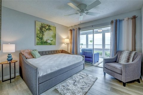 Condo in Longboat Key, Florida, 2 bedrooms  № 1669918 - photo 19
