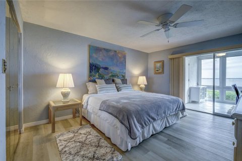 Condo in Longboat Key, Florida, 2 bedrooms  № 1669918 - photo 13