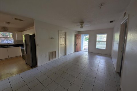 Villa ou maison à vendre à Sarasota, Floride: 3 chambres, 103.12 m2 № 2413676 - photo 19