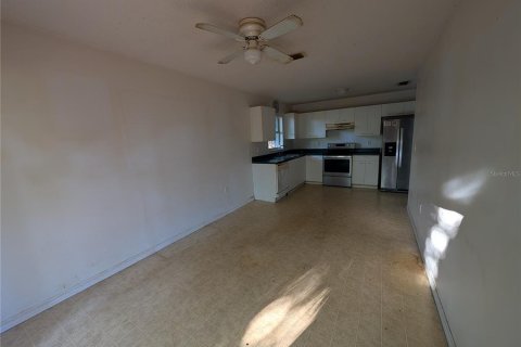 Villa ou maison à vendre à Sarasota, Floride: 3 chambres, 103.12 m2 № 2413676 - photo 13