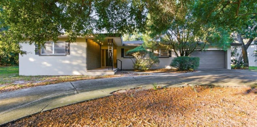 Villa ou maison à Palm Harbor, Floride 3 chambres, 198.63 m2 № 2433570
