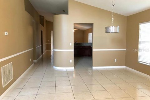 Villa ou maison à louer à Oviedo, Floride: 4 chambres, 190.64 m2 № 2419930 - photo 18