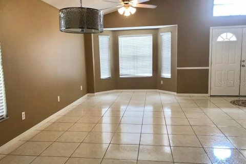 Villa ou maison à louer à Oviedo, Floride: 4 chambres, 190.64 m2 № 2419930 - photo 20