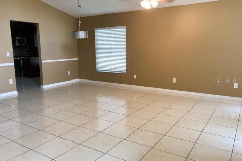 Villa ou maison à louer à Oviedo, Floride: 4 chambres, 190.64 m2 № 2419930 - photo 19