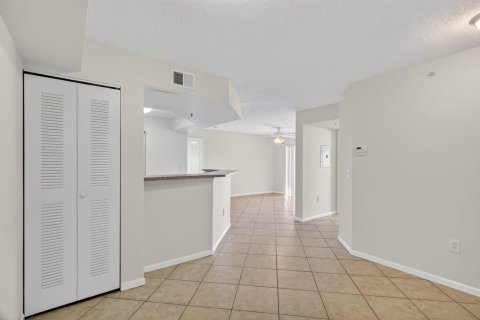 Condominio en venta en Jensen Beach, Florida, 2 dormitorios, 99.13 m2 № 2192749 - foto 5