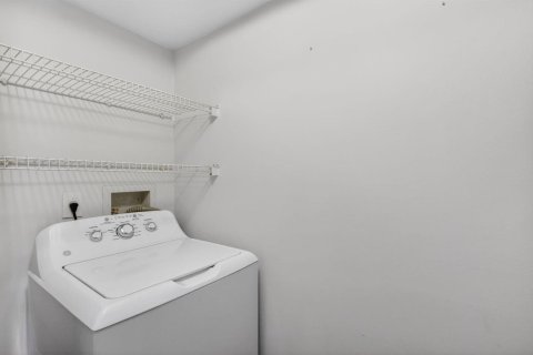 Condominio en venta en Jensen Beach, Florida, 2 dormitorios, 99.13 m2 № 2192749 - foto 24