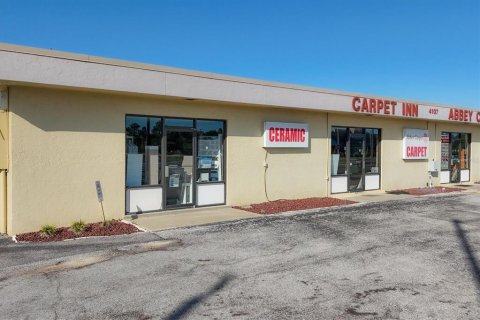 Commercial property in Sarasota, Florida 1300.63 sq.m. № 1122254 - photo 14