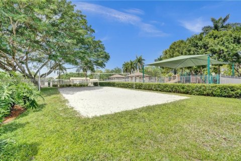 Villa ou maison à vendre à Weston, Floride: 5 chambres, 199.18 m2 № 1966562 - photo 23