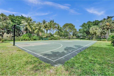 Villa ou maison à vendre à Weston, Floride: 5 chambres, 199.18 m2 № 1966562 - photo 20