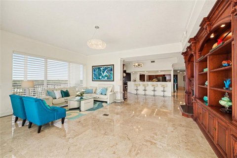 Condominio en venta en Cocoa, Florida, 4 dormitorios, 413.79 m2 № 2148222 - foto 12