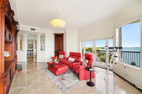 Condominio en venta en Cocoa, Florida, 4 dormitorios, 413.79 m2 № 2148222 - foto 24
