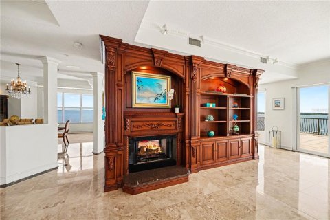 Condominio en venta en Cocoa, Florida, 4 dormitorios, 413.79 m2 № 2148222 - foto 23