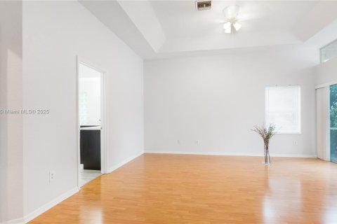 Villa ou maison à louer à Coral Springs, Floride: 4 chambres, 243.03 m2 № 1931386 - photo 18