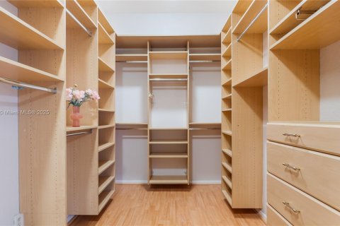 Villa ou maison à louer à Coral Springs, Floride: 4 chambres, 243.03 m2 № 1931386 - photo 22