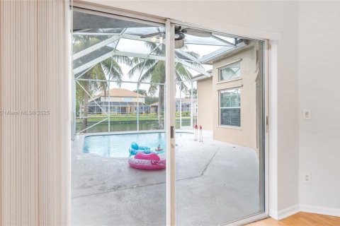 Villa ou maison à louer à Coral Springs, Floride: 4 chambres, 243.03 m2 № 1931386 - photo 17