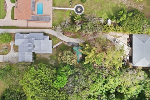 Casa en venta en Plantation, Florida, 4 dormitorios, 317.73 m2 № 2042653 - foto 15