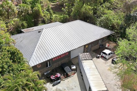 Casa en venta en Plantation, Florida, 4 dormitorios, 317.73 m2 № 2042653 - foto 17