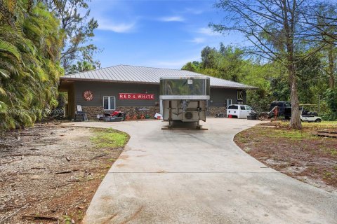 Casa en venta en Plantation, Florida, 4 dormitorios, 317.73 m2 № 2042653 - foto 6