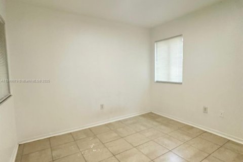 Touwnhouse à louer à Florida City, Floride: 3 chambres, 141.86 m2 № 1852438 - photo 13