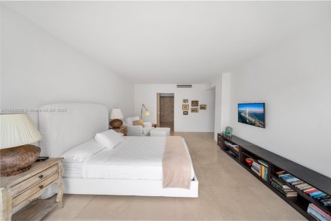 Condo in Key Biscayne, Florida, 3 bedrooms  № 1857350 - photo 22