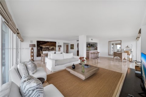 Condo in Key Biscayne, Florida, 3 bedrooms  № 1857350 - photo 12