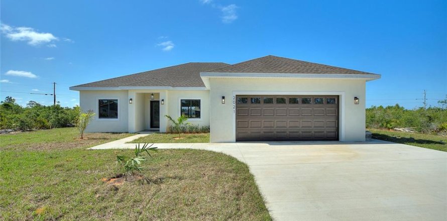 House in Indian lake estates, Florida 3 bedrooms, 167.69 sq.m. № 1718557