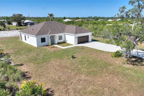House in Indian lake estates, Florida 3 bedrooms, 167.69 sq.m. № 1718557 - photo 25