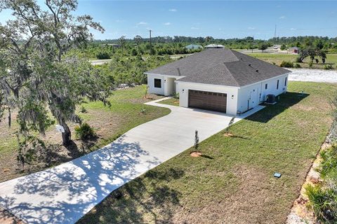 House in Indian lake estates, Florida 3 bedrooms, 167.69 sq.m. № 1718557 - photo 24