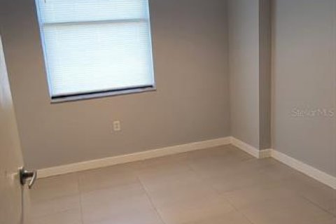 Купить кондоминиум в Клируотер, Флорида 6 комнат, 111.48м2, № 1639793 - фото 8