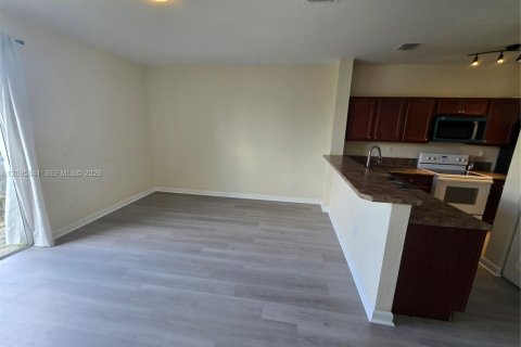 Copropriété à louer à Homestead, Floride: 3 chambres, 123.1 m2 № 2390218 - photo 6
