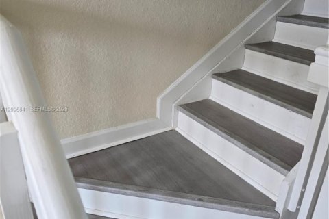 Copropriété à louer à Homestead, Floride: 3 chambres, 123.1 m2 № 2390218 - photo 8