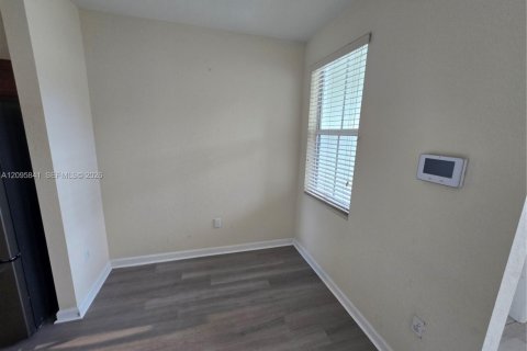 Copropriété à louer à Homestead, Floride: 3 chambres, 123.1 m2 № 2390218 - photo 18